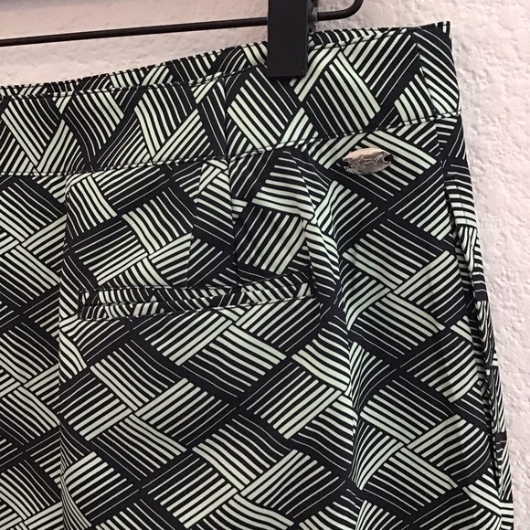 Greg Norman Golf Mini Skort with Pockets US 8 Activewear Skirt Shorts - Picture 5 of 6